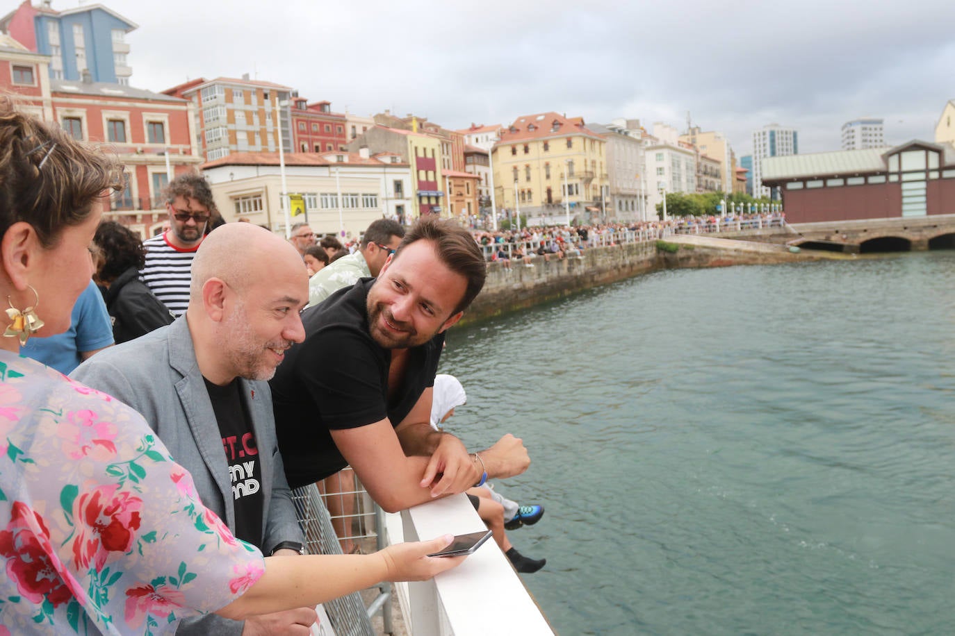 Éxito del concurso de saltos &#039;Døds Diving World Tour&#039; en Gijón