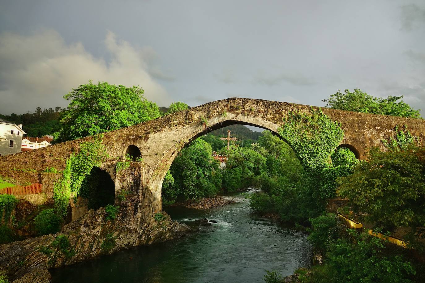 El Puente Romano de Cangas de Onís.