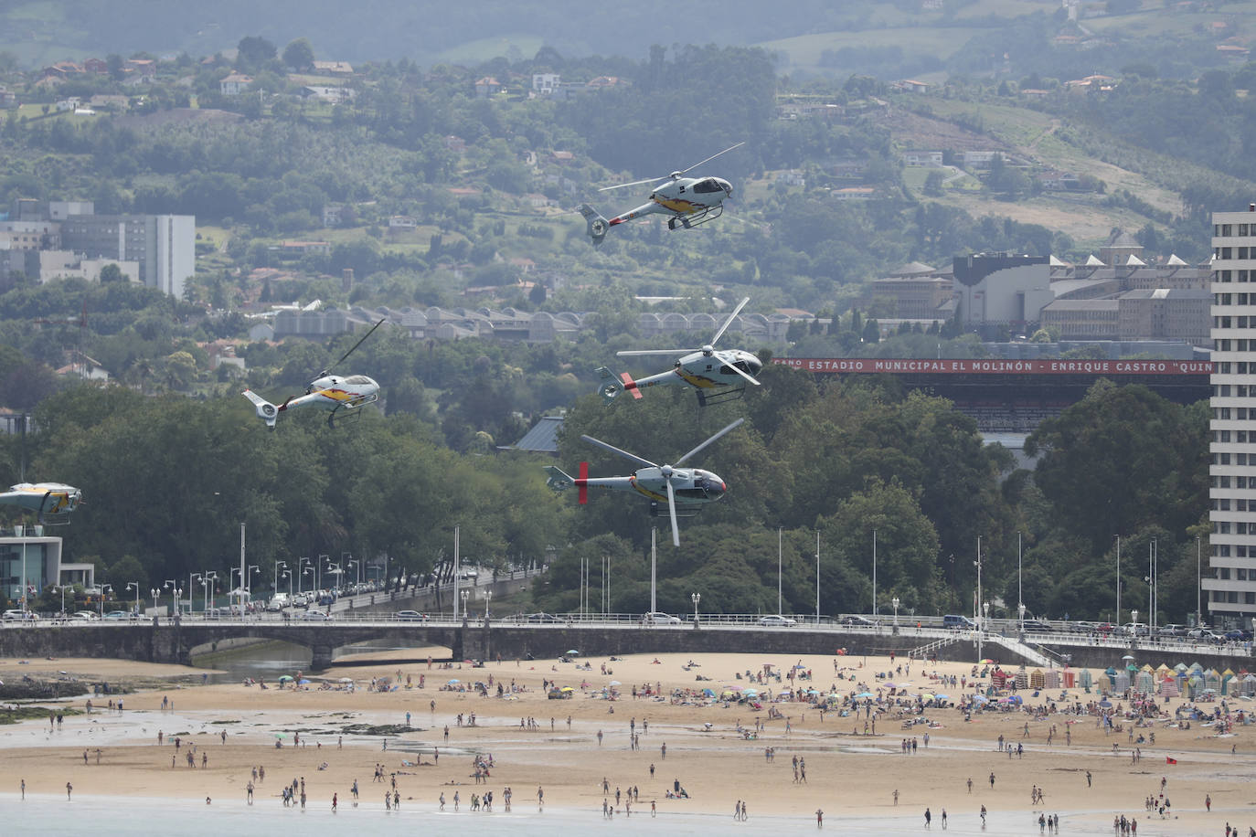 Deslumbrante ensayo del Festival Aéreo de Gijón