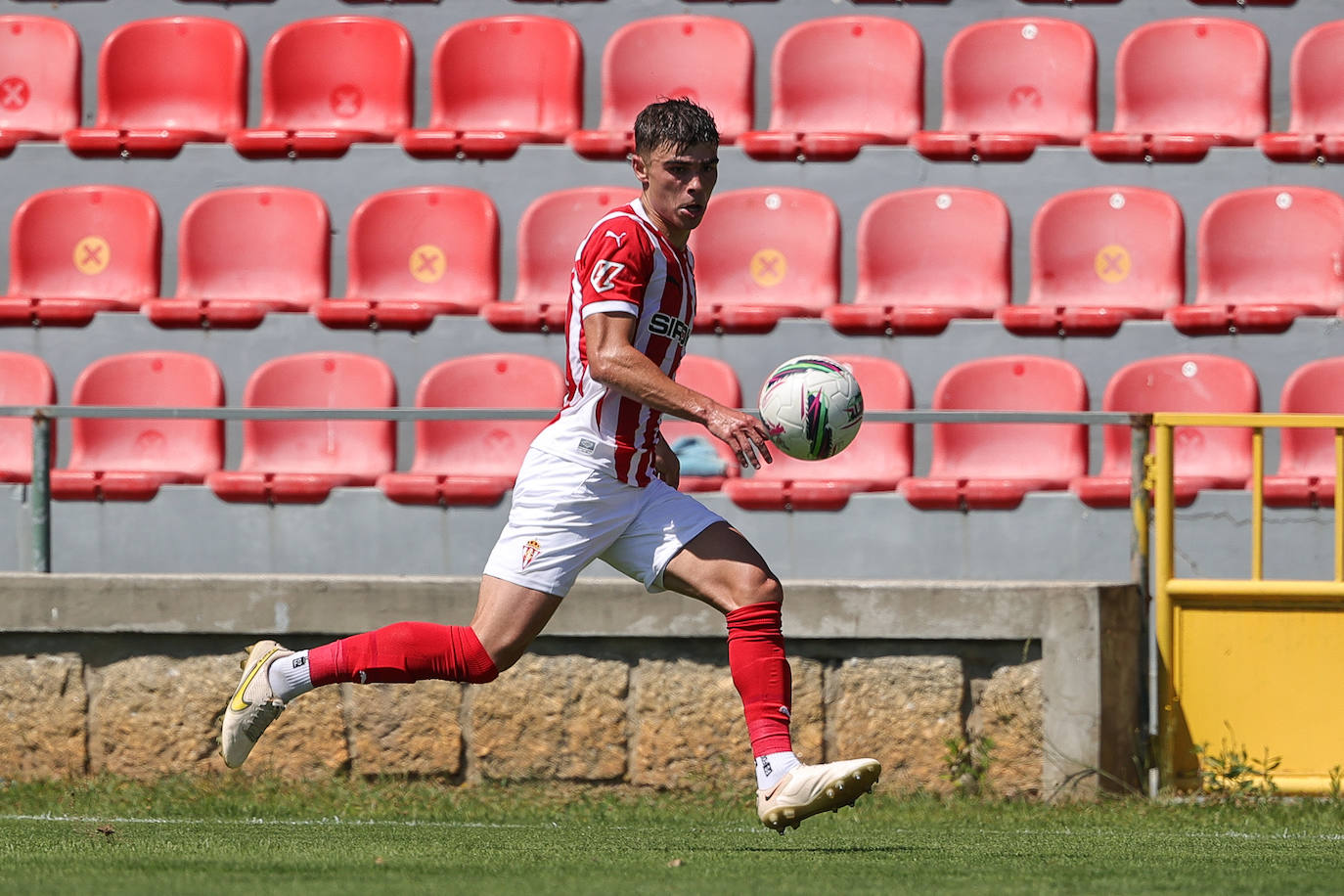 Las mejores jugadas del AVS Futebol SAD - Sporting de Gijón