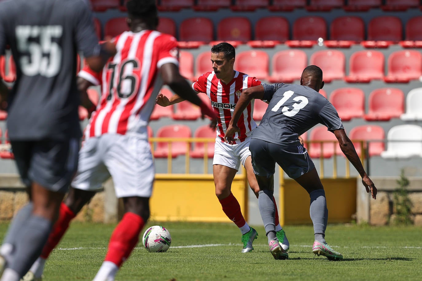 Las mejores jugadas del AVS Futebol SAD - Sporting de Gijón