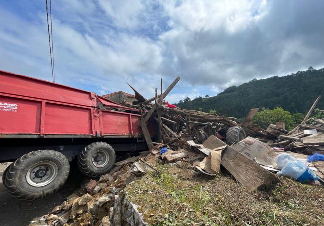 Tragedia en Arrojas: el fatal accidente con un tractor en el que murieron padre e hijo.