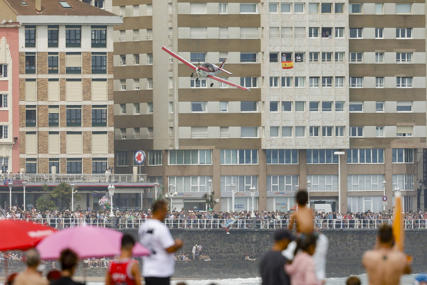 Festival Aéreo Internacional: Gijón disfruta del espectáculo en el cielo