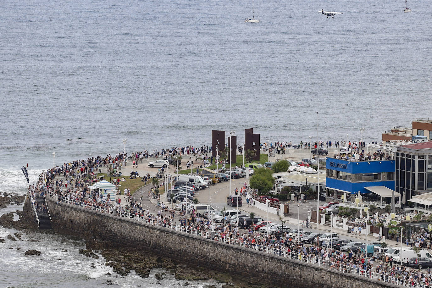 Festival Aéreo Internacional: Gijón disfruta del espectáculo en el cielo