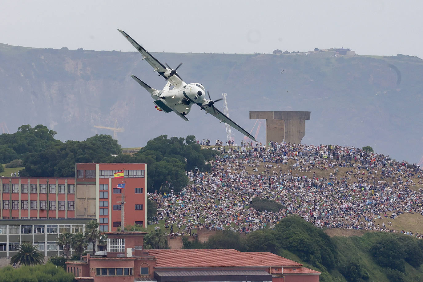 Festival Aéreo Internacional: Gijón disfruta del espectáculo en el cielo