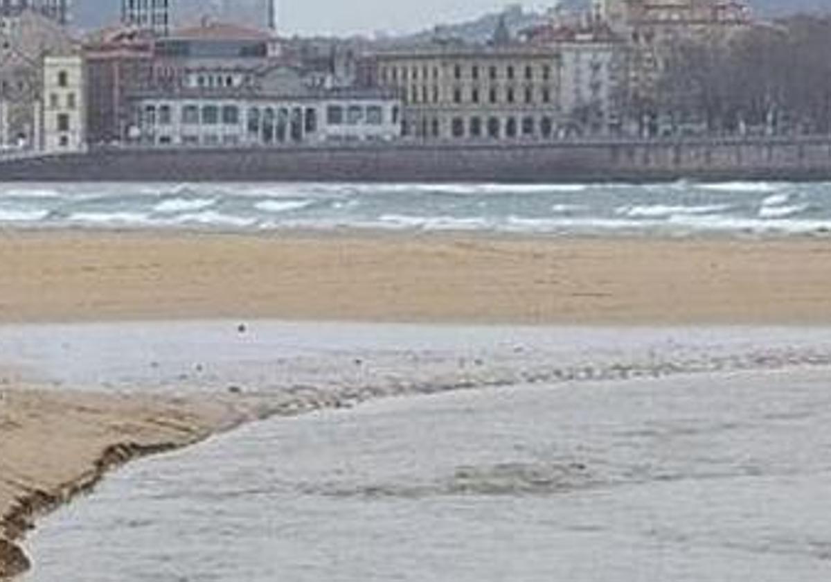 Este es el arenal asturiano donde se pueden encontrar arenas movedizas