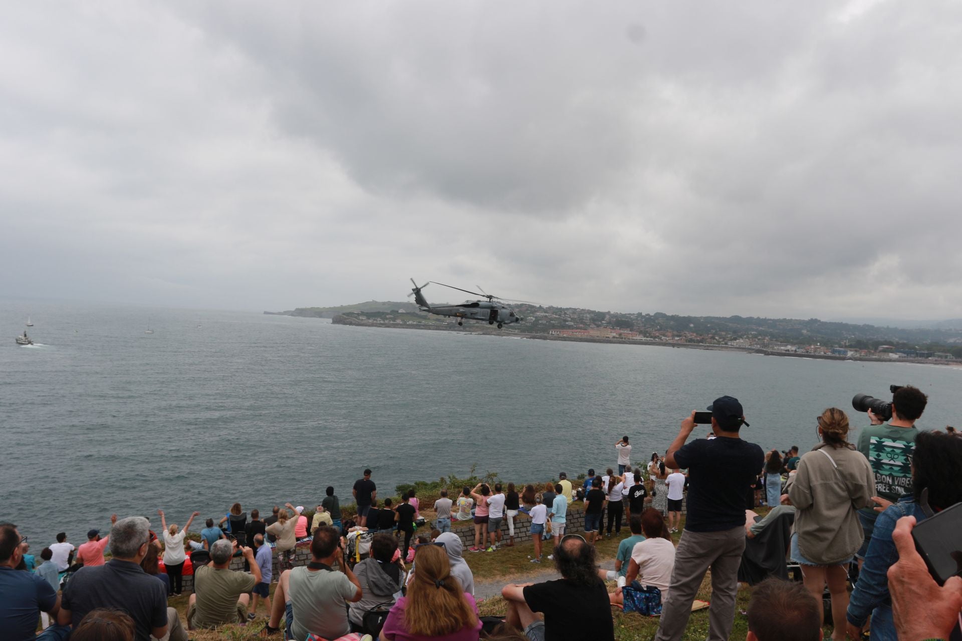 Gijón se vuelca con el Festival Aéreo