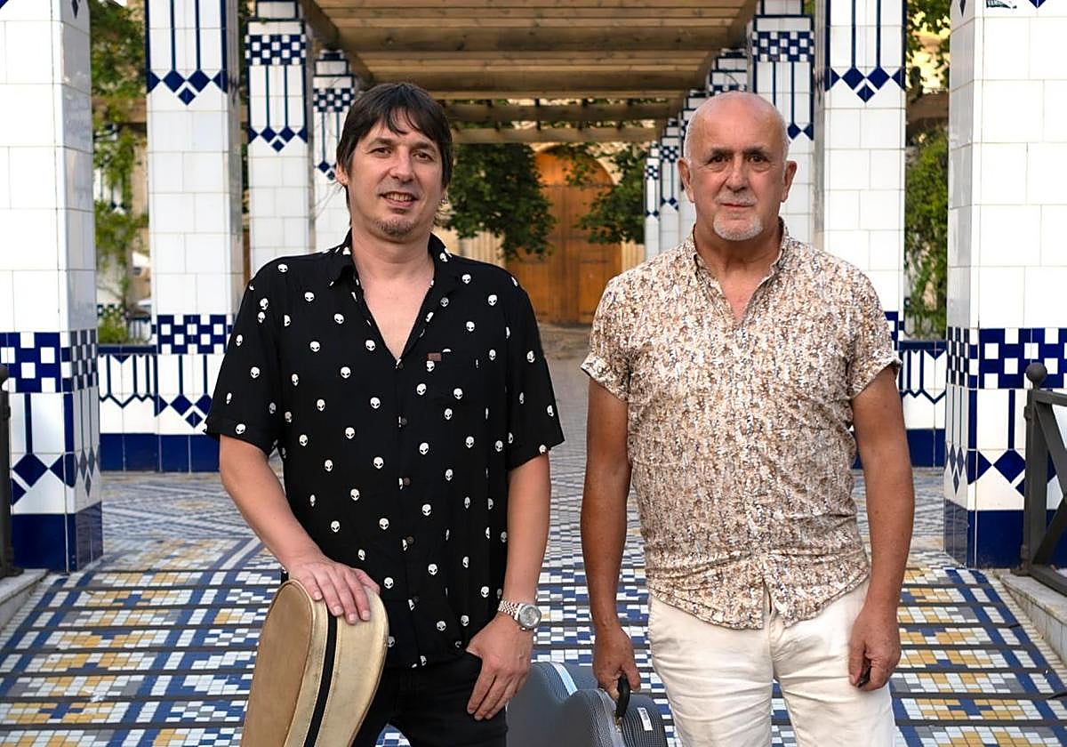 Los guitarristas Emilio Ribera y Armando Orbón.