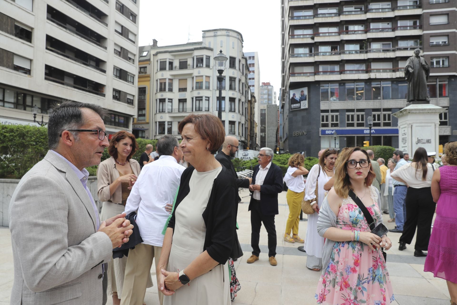 Homenaje y ofrenda floral a Jovellanos en Gijón