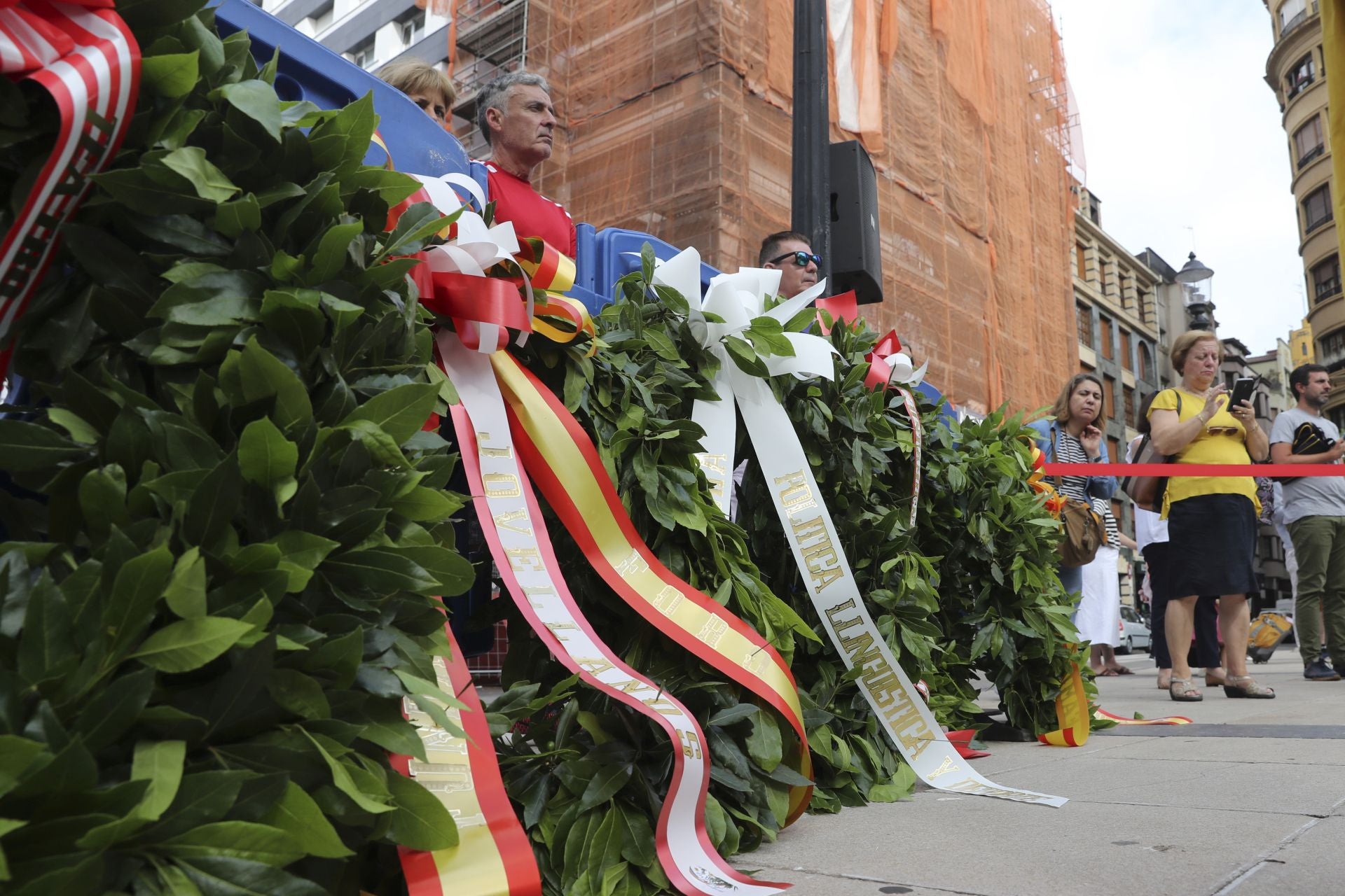 Homenaje y ofrenda floral a Jovellanos en Gijón