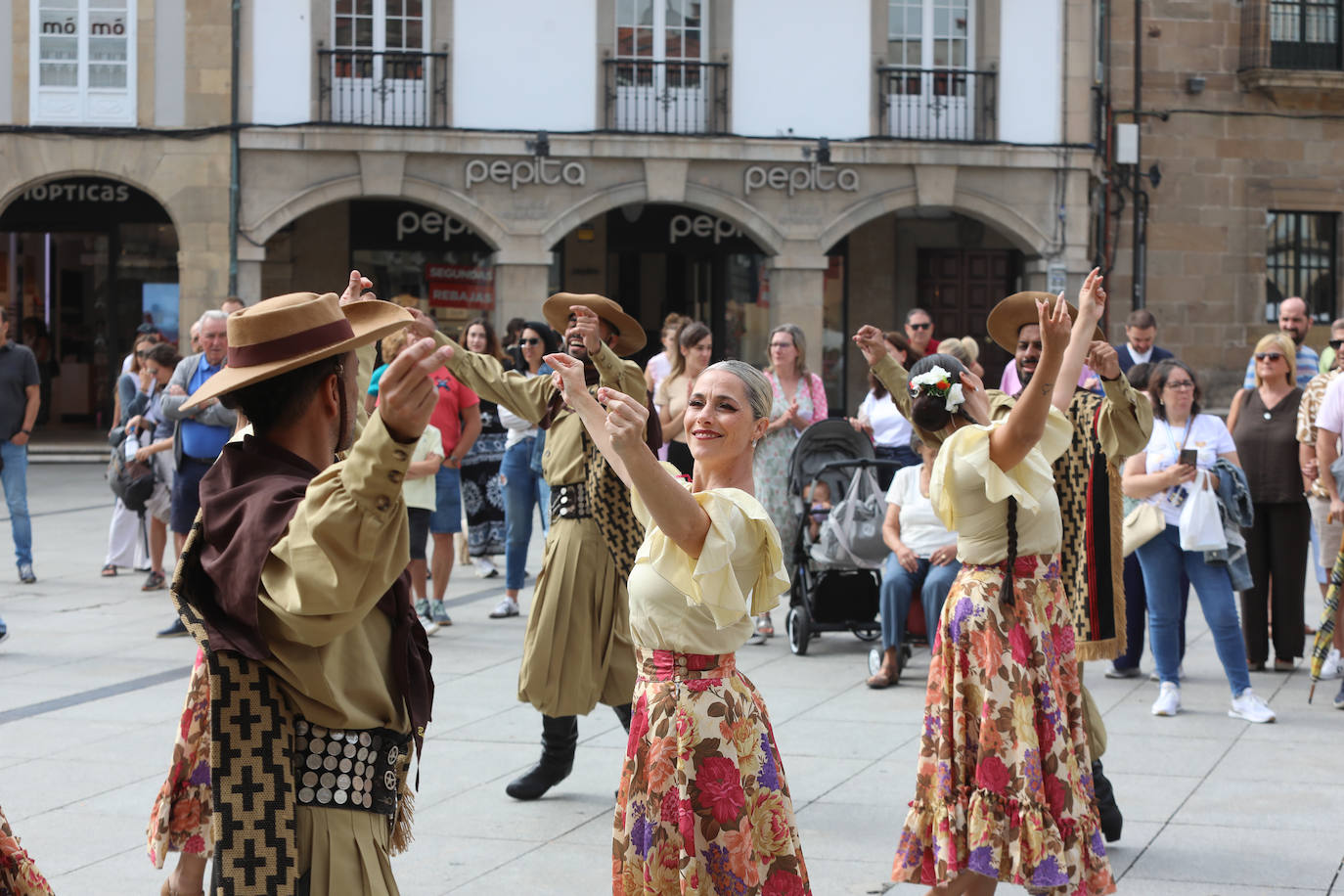 XLIII Festival de Música y Danza Popular