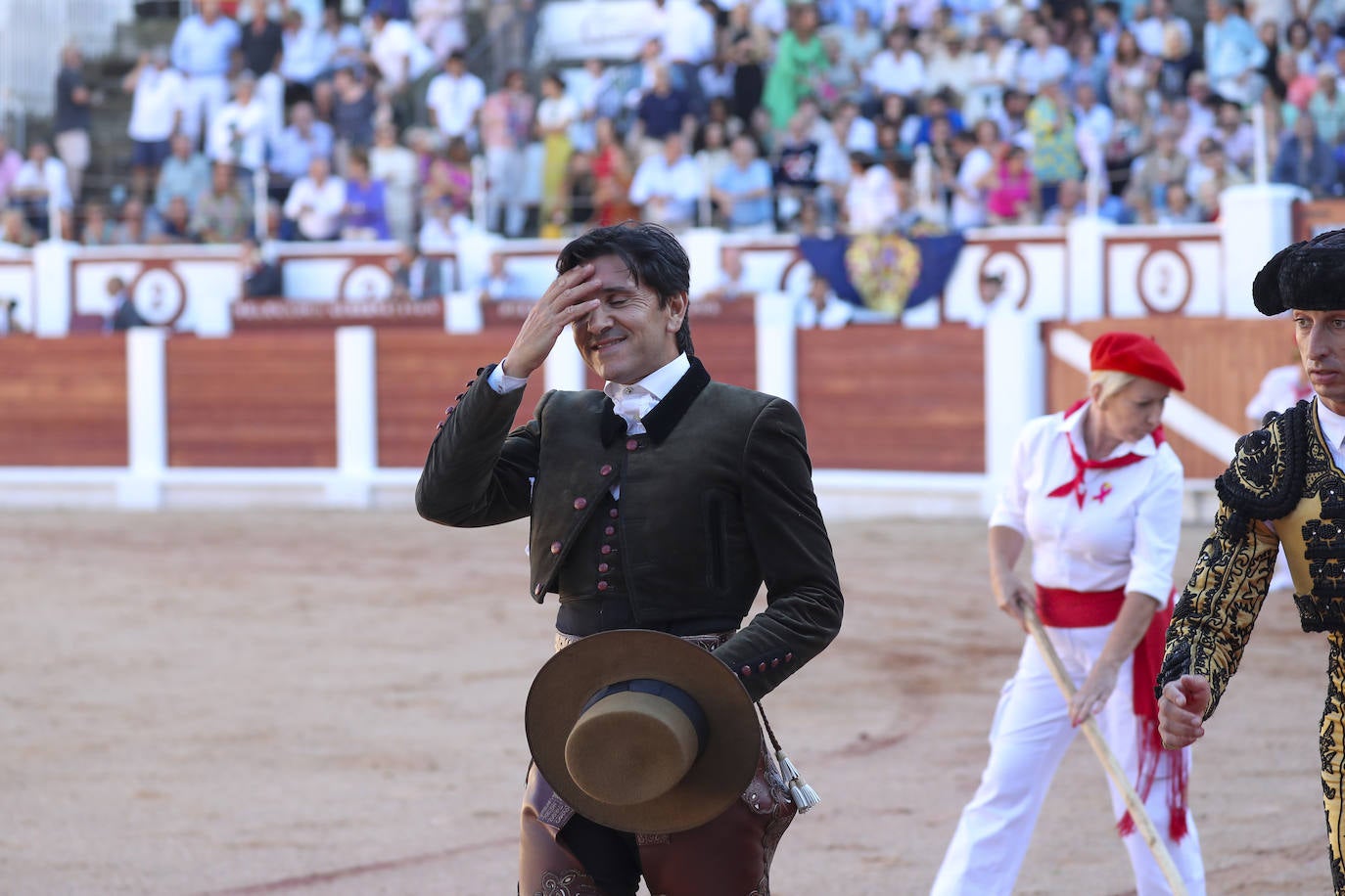 La primera tarde de toros en Gijón, en imágenes