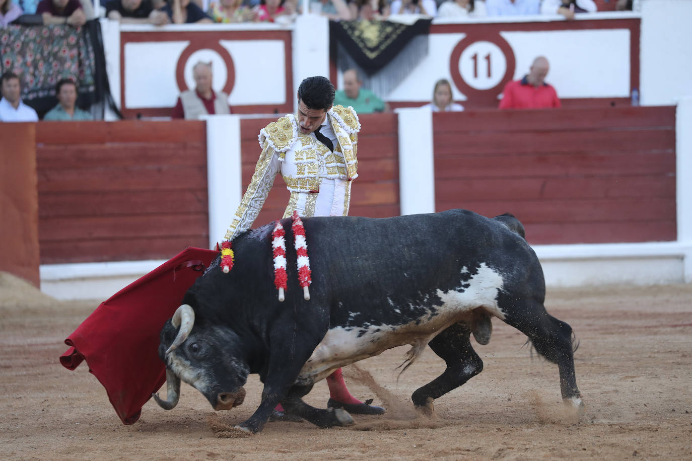 La primera tarde de toros en Gijón, en imágenes