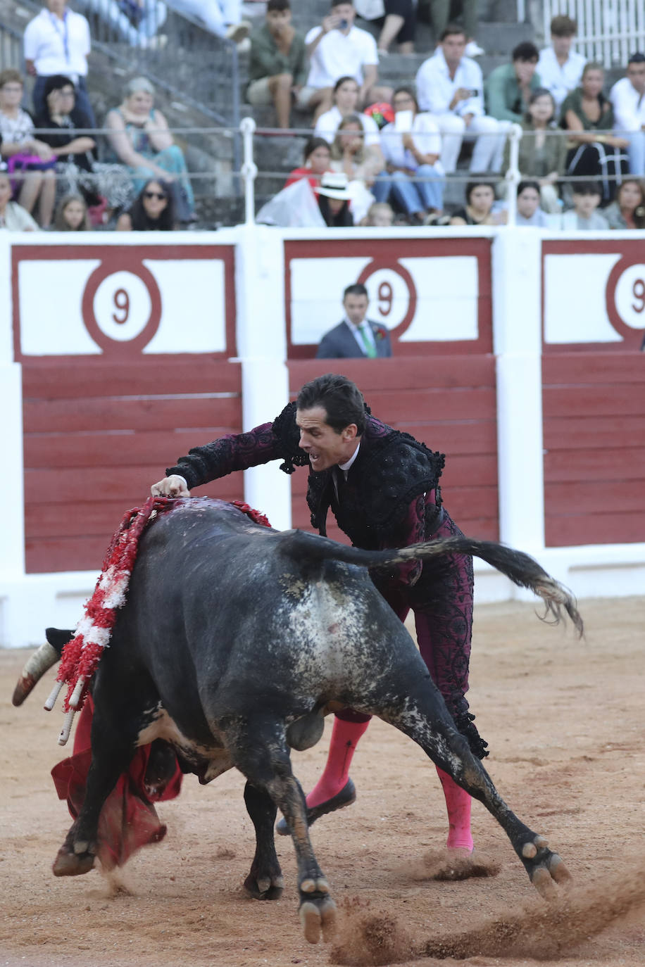 La primera tarde de toros en Gijón, en imágenes