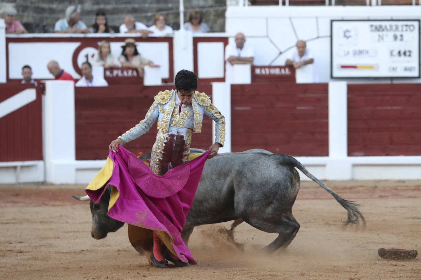 Segunda tarde de Feria Taurina de Begoña