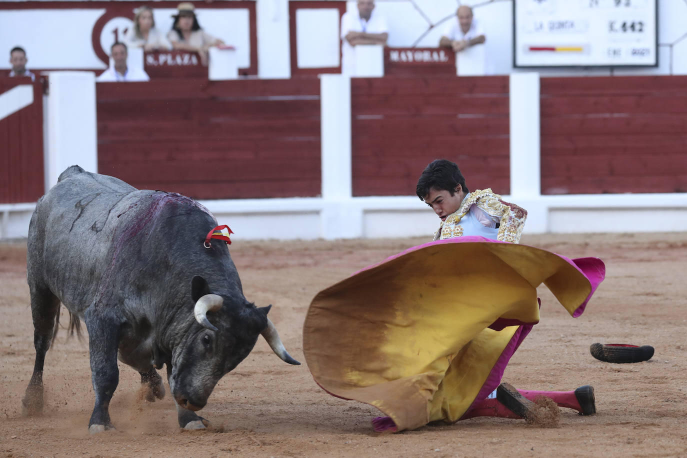 Segunda tarde de Feria Taurina de Begoña