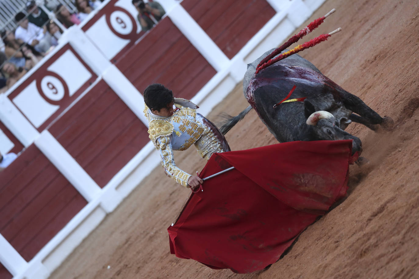 Segunda tarde de Feria Taurina de Begoña