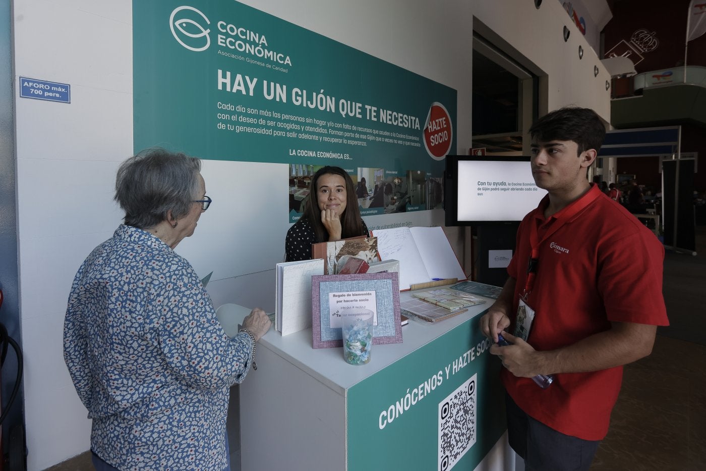 Estand de la Cocina Económica en la Feria.