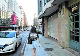 El lugar de los hechos, el día después. Se ve el paso de cebra donde tuvo lugar el accidente.