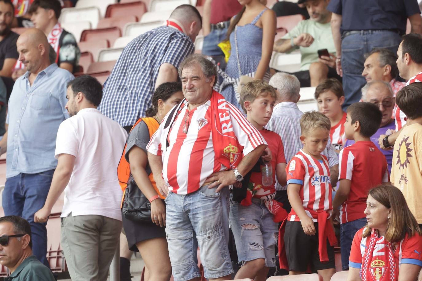 ¿Estuviste en el Sporting - Levante? ¡Búscate!