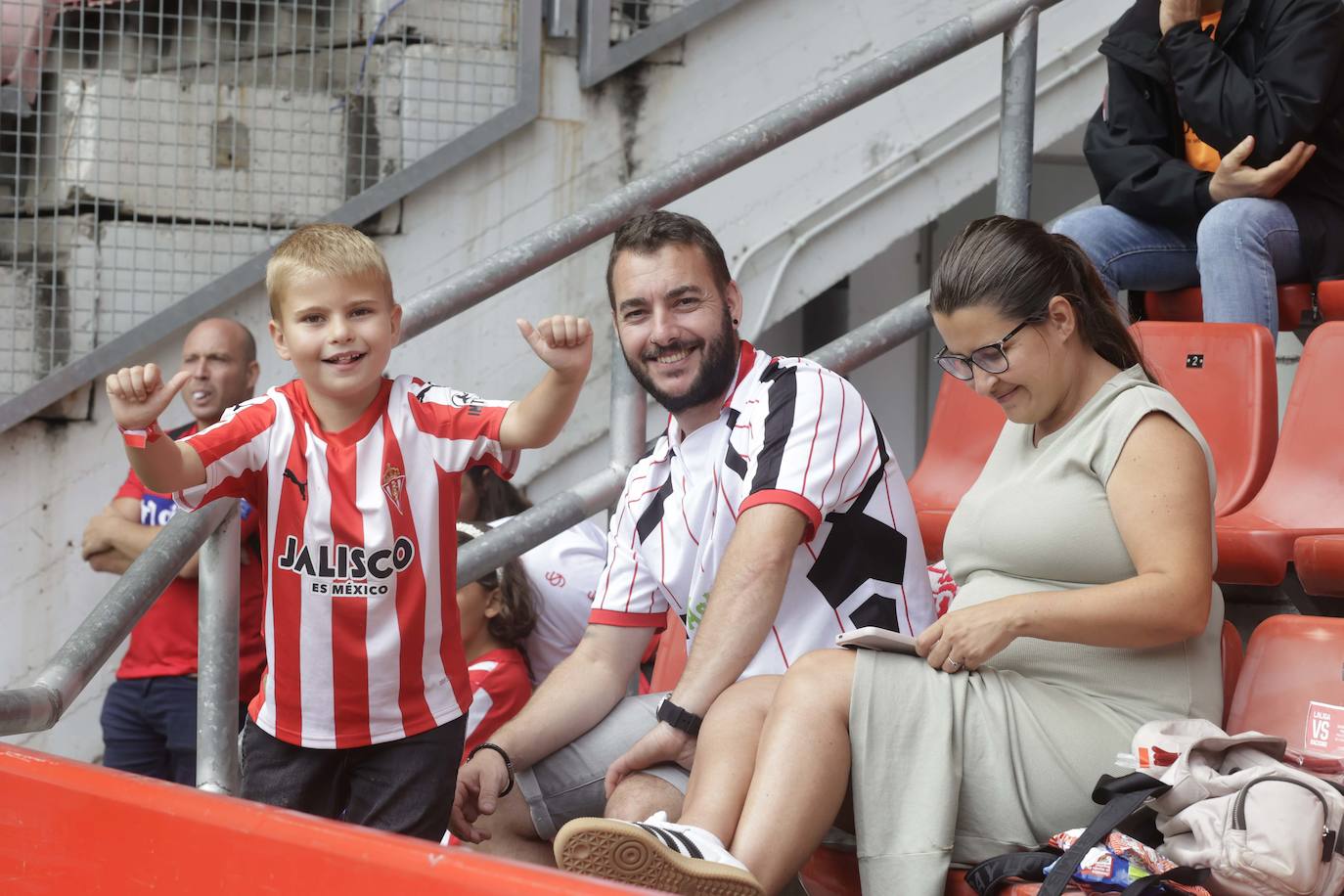 ¿Estuviste en el Sporting - Levante? ¡Búscate!