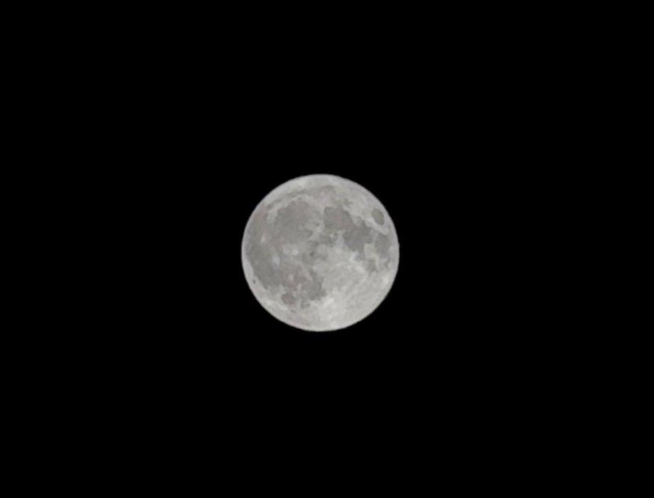 Desde Asturias hasta Río de Janeiro: así se vio la espectacular superluna azul