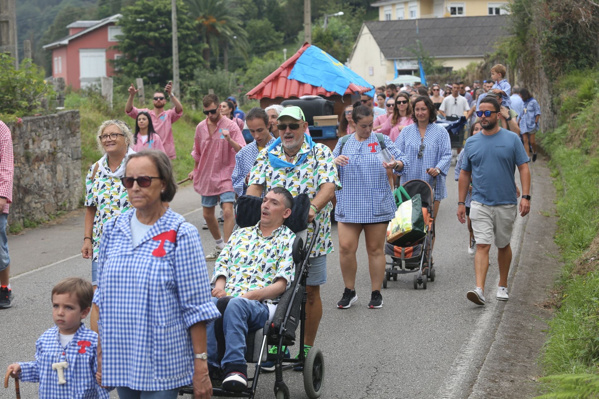 La romería de San Timoteo llena Luarca