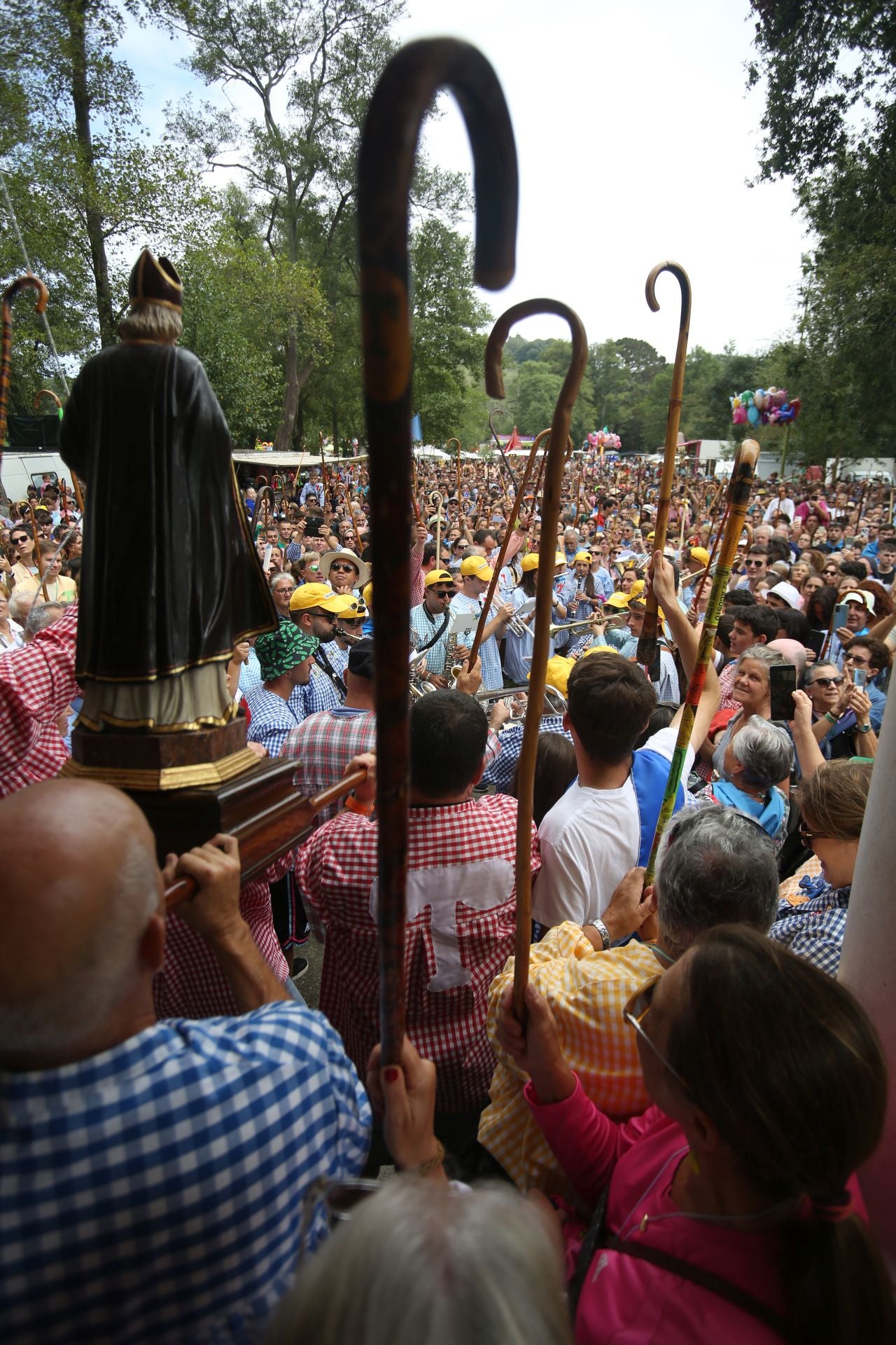 La romería de San Timoteo llena Luarca