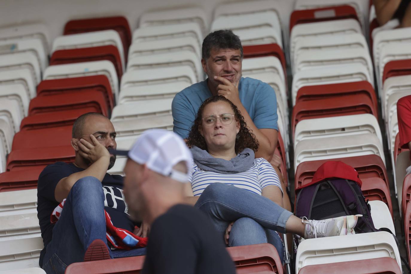 ¿Estuviste en El Molinón en el Sporting - Eldense? ¡Búscate!