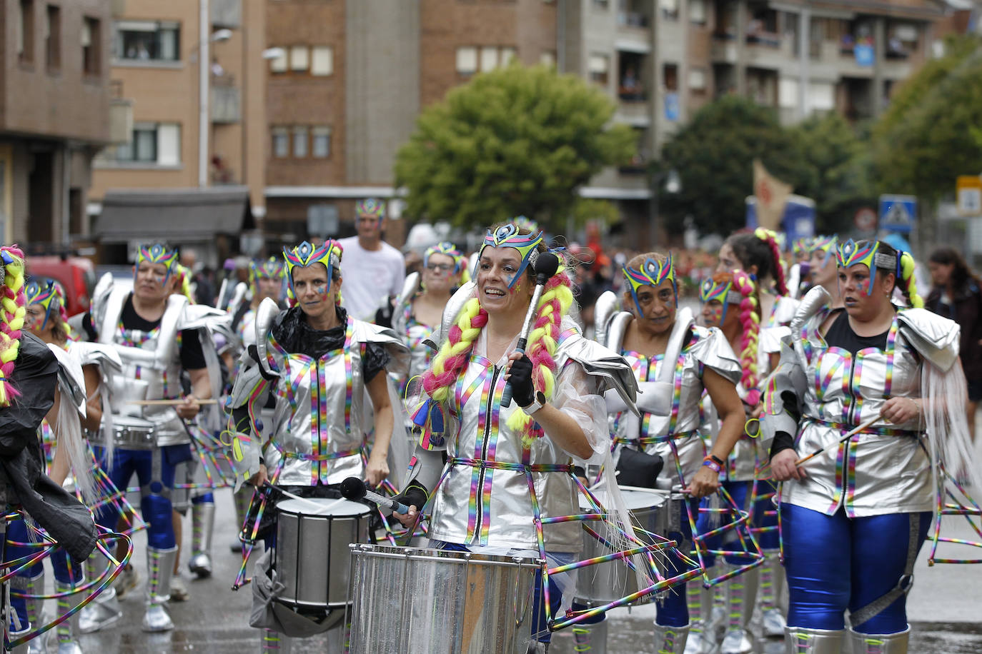 El Descenso Folklórico del Nalón no se rinde ante la lluvia