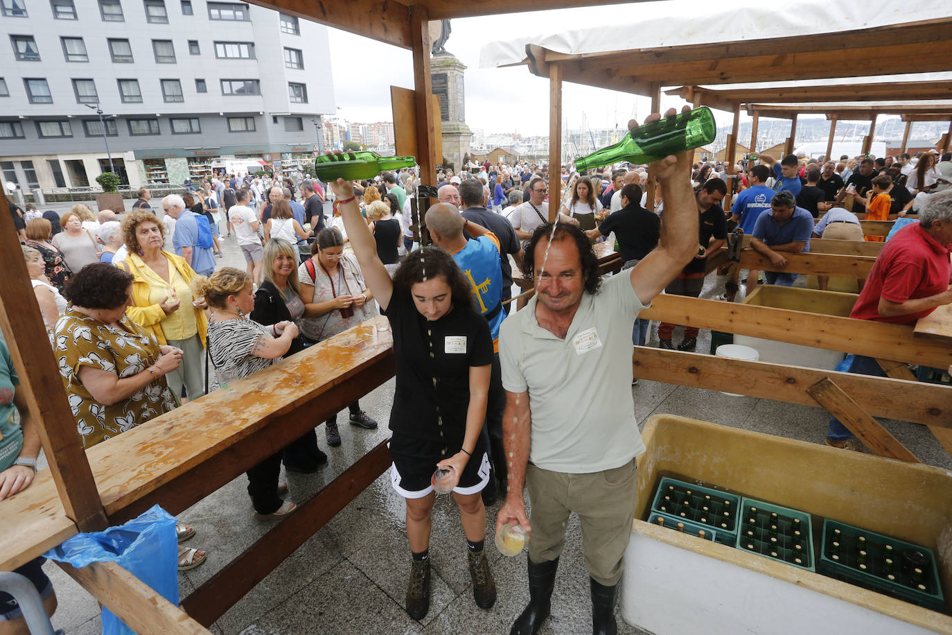 Broche de oro para la Fiesta de la Sidra de Gijón