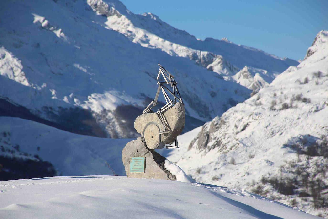 En el corazón de los Picos de Europa: Sotres, un pueblo de altura y de postal