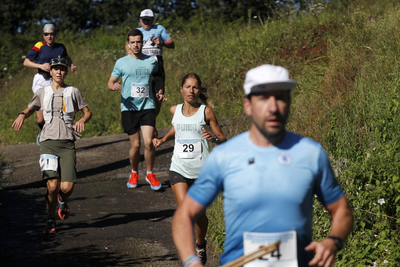 Los participaron corrieron diez kilómetros por el Naranco.