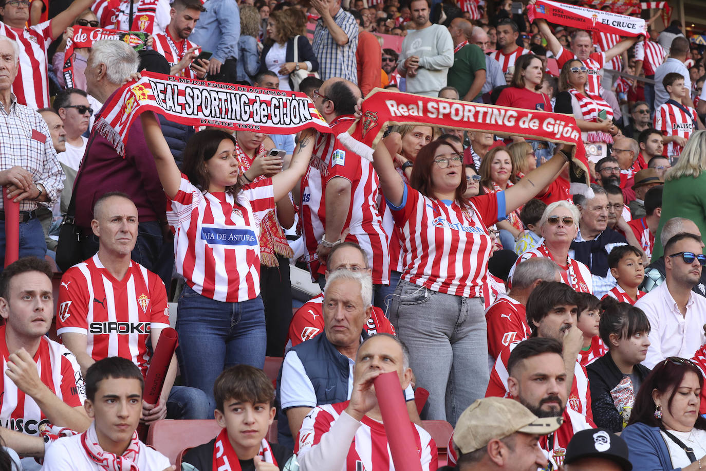 ¿Estuviste en el Sporting - Real Oviedo? ¡Búscate!