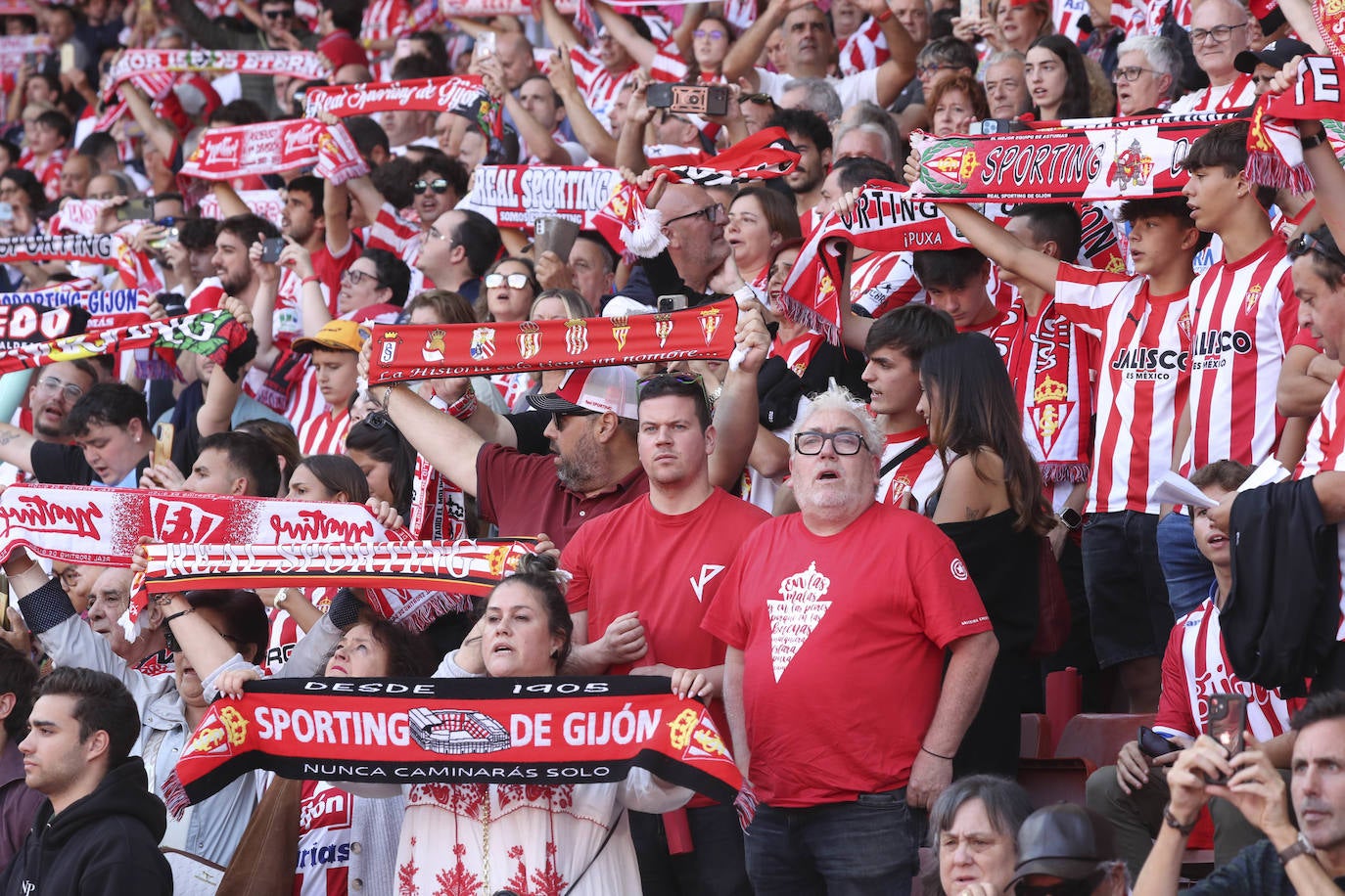 ¿Estuviste en el Sporting - Real Oviedo? ¡Búscate!