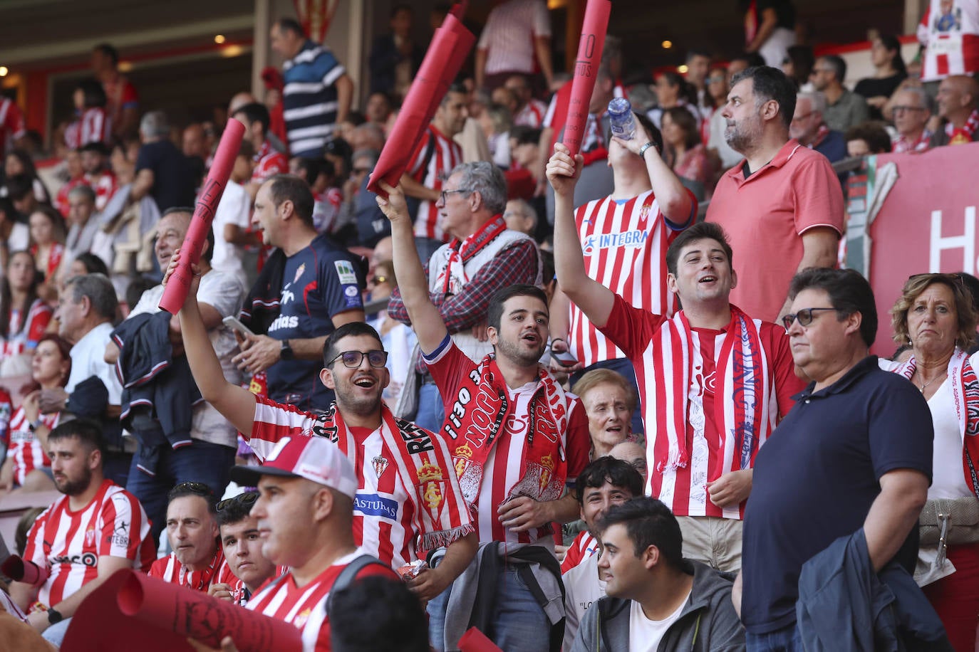 ¿Estuviste en el Sporting - Real Oviedo? ¡Búscate!