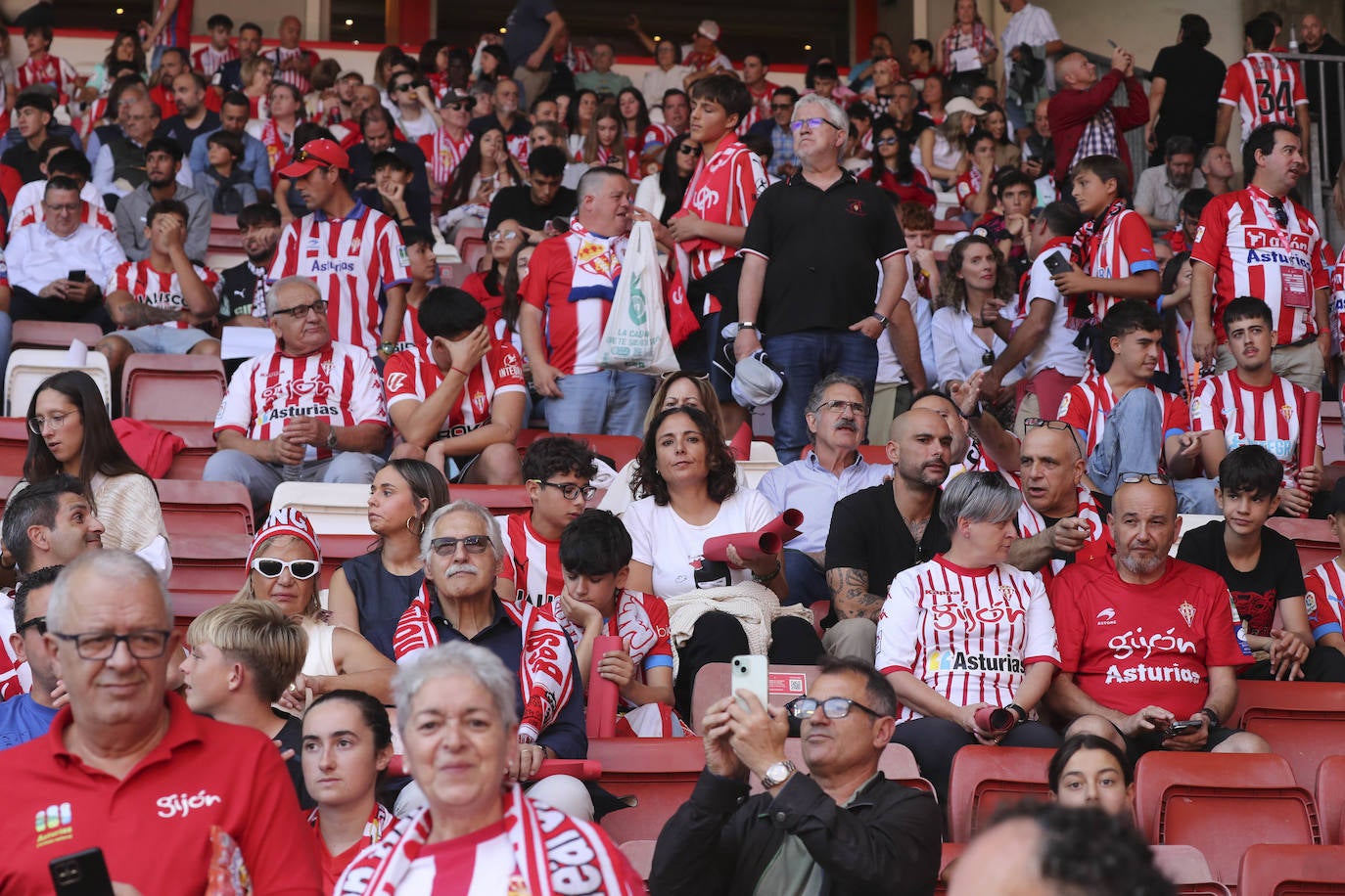 ¿Estuviste en el Sporting - Real Oviedo? ¡Búscate!