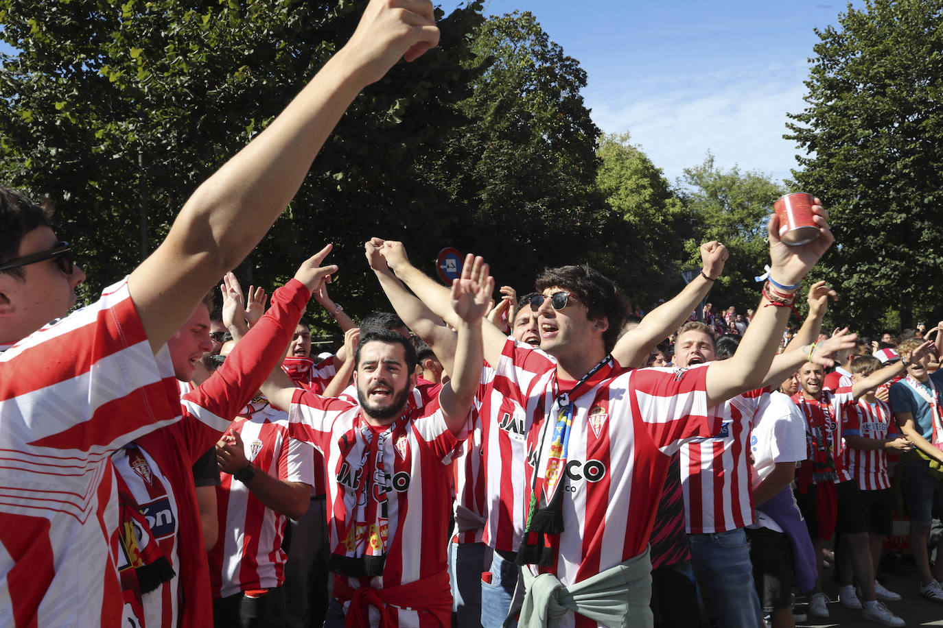 ¿Estuviste en el Sporting - Real Oviedo? ¡Búscate!