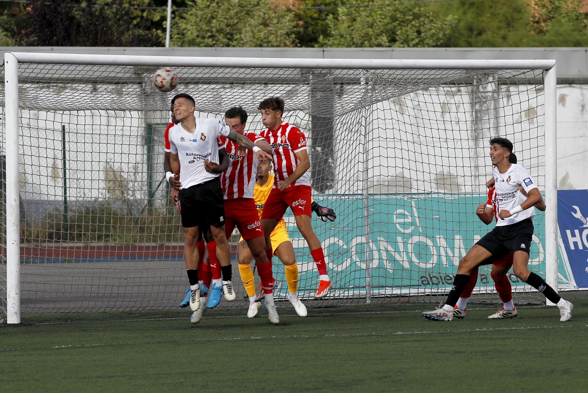 Las mejores imágenes del Caudal - Sporting Atlético