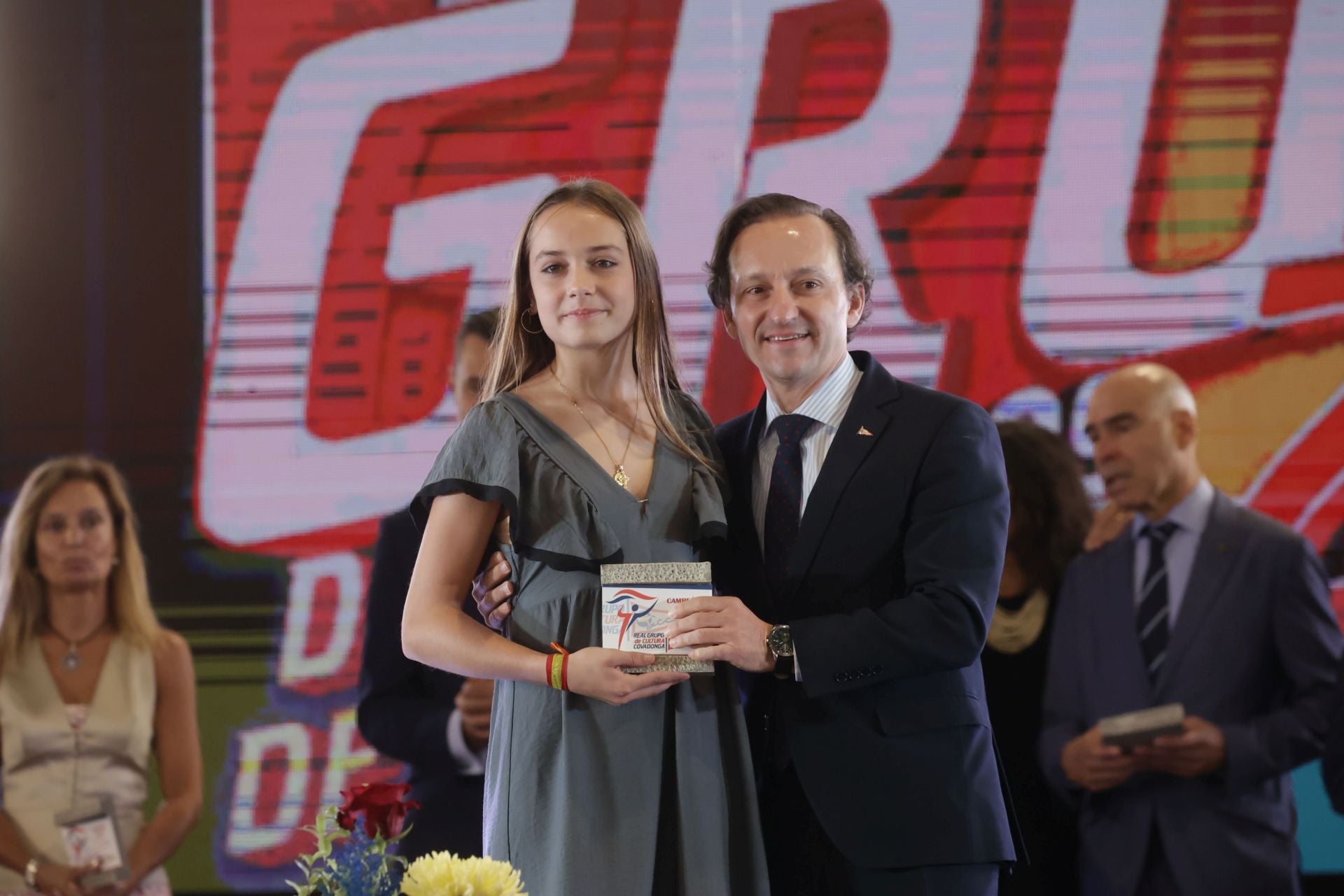 El Grupo Covadonga premia a sus socios