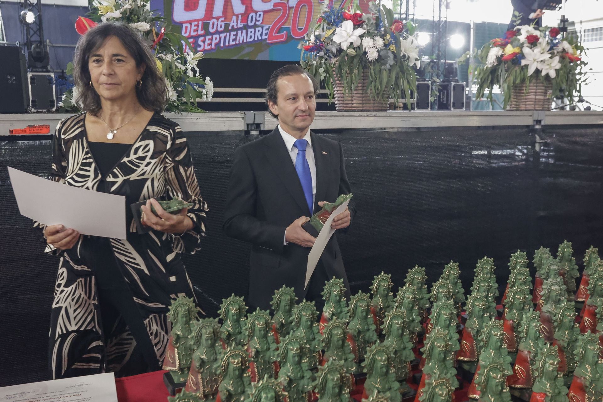 El Grupo Covadonga distingue a sus socios de mérito y de honor