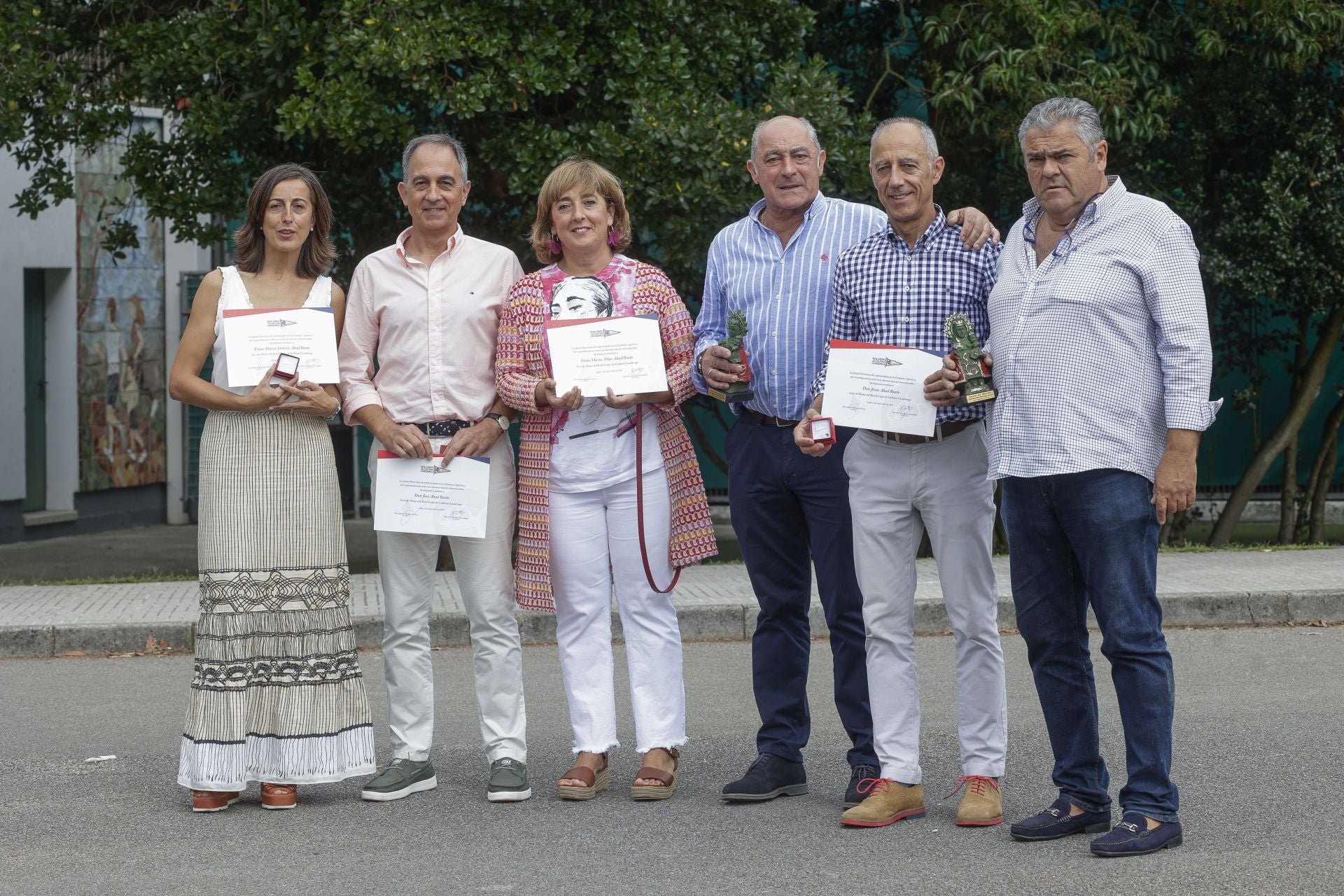 El Grupo Covadonga distingue a sus socios de mérito y de honor