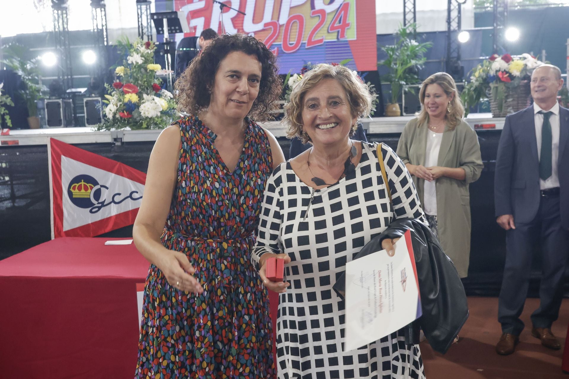 El Grupo Covadonga distingue a sus socios de mérito y de honor