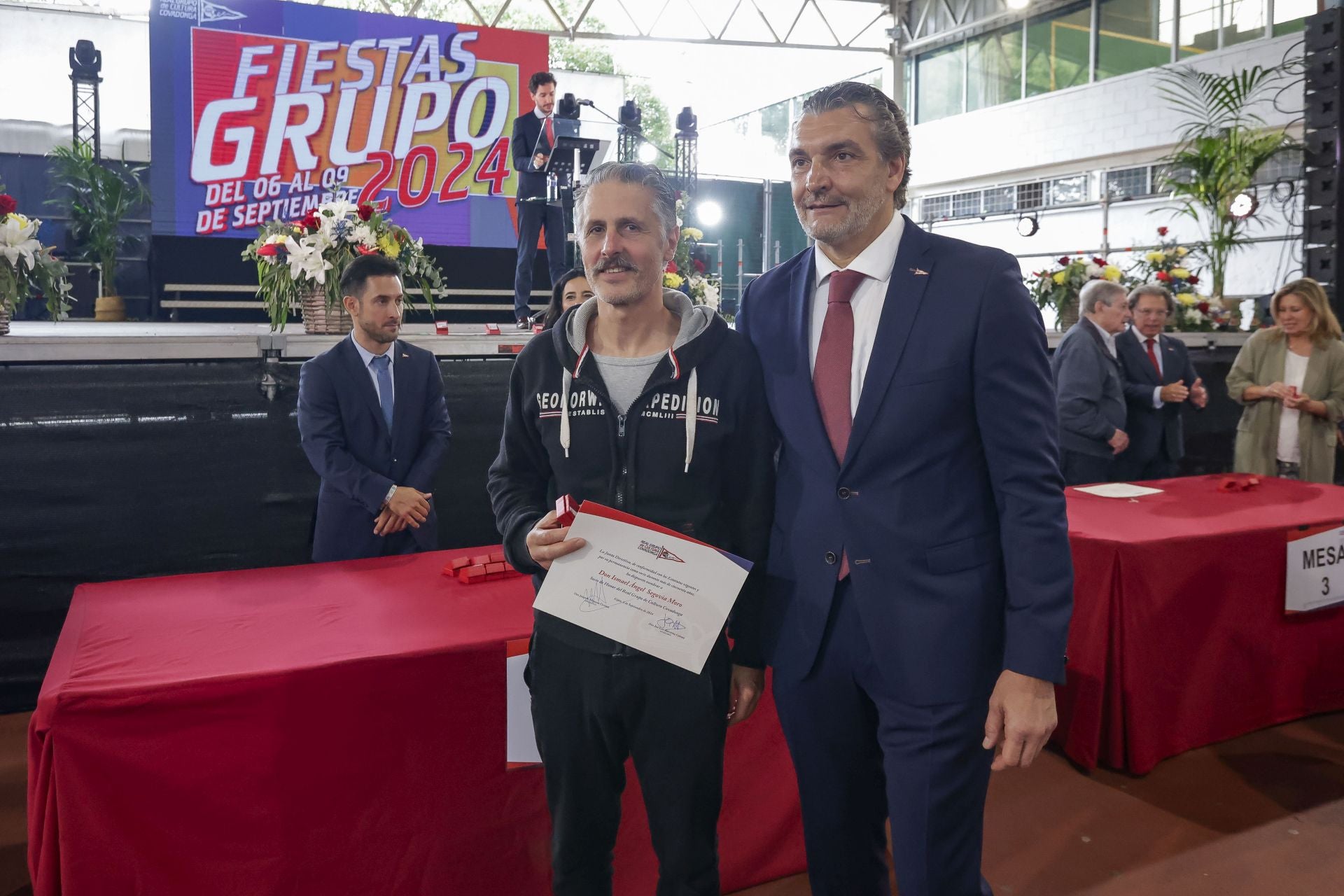 El Grupo Covadonga distingue a sus socios de mérito y de honor