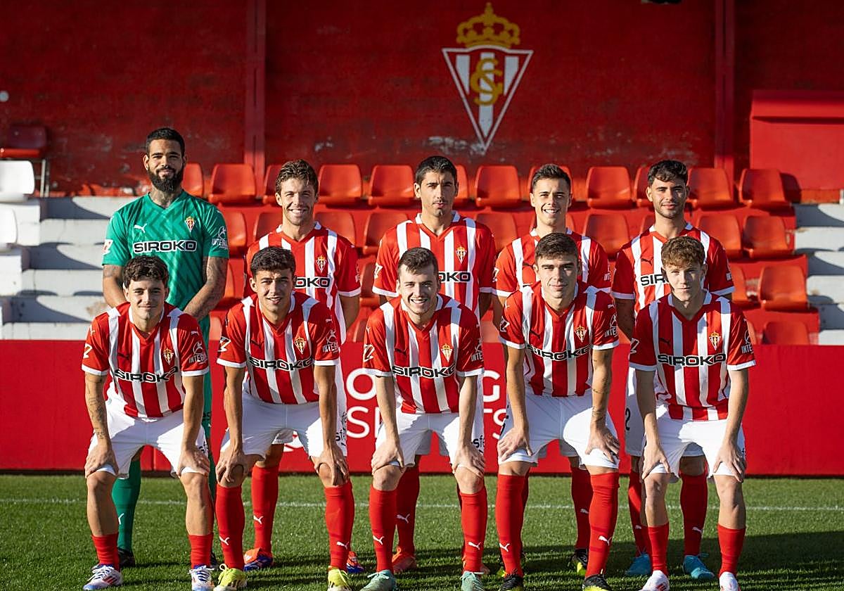 En la fila superior, Christian Joel, Nacho Méndez, Cote, Gaspar y Diego Sánchez. En la inferior, Dani Queipo, Nacho Martín, Guille Rosas, Pablo García y Álex Oyón.