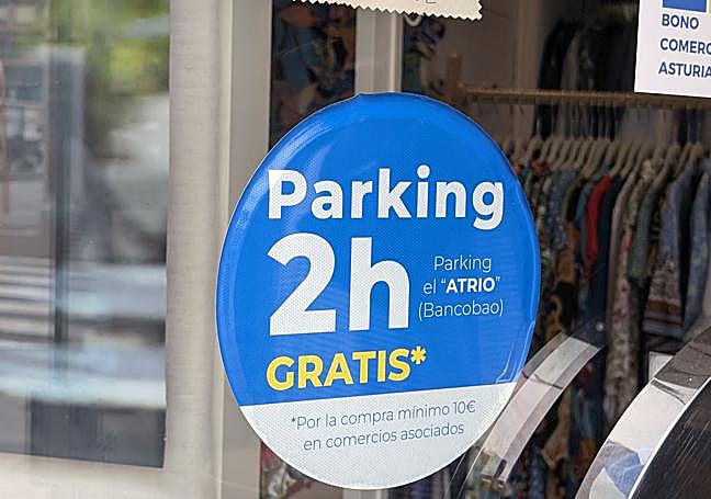 Los establecimientos adheridos muestran esta pegatina.