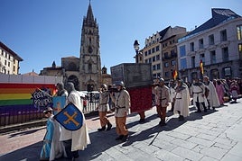 La llegada del Arca Santa a la plaza de la Catedral.