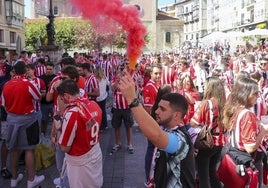 Afición del Sporting ya en Santander para animar al equipo.