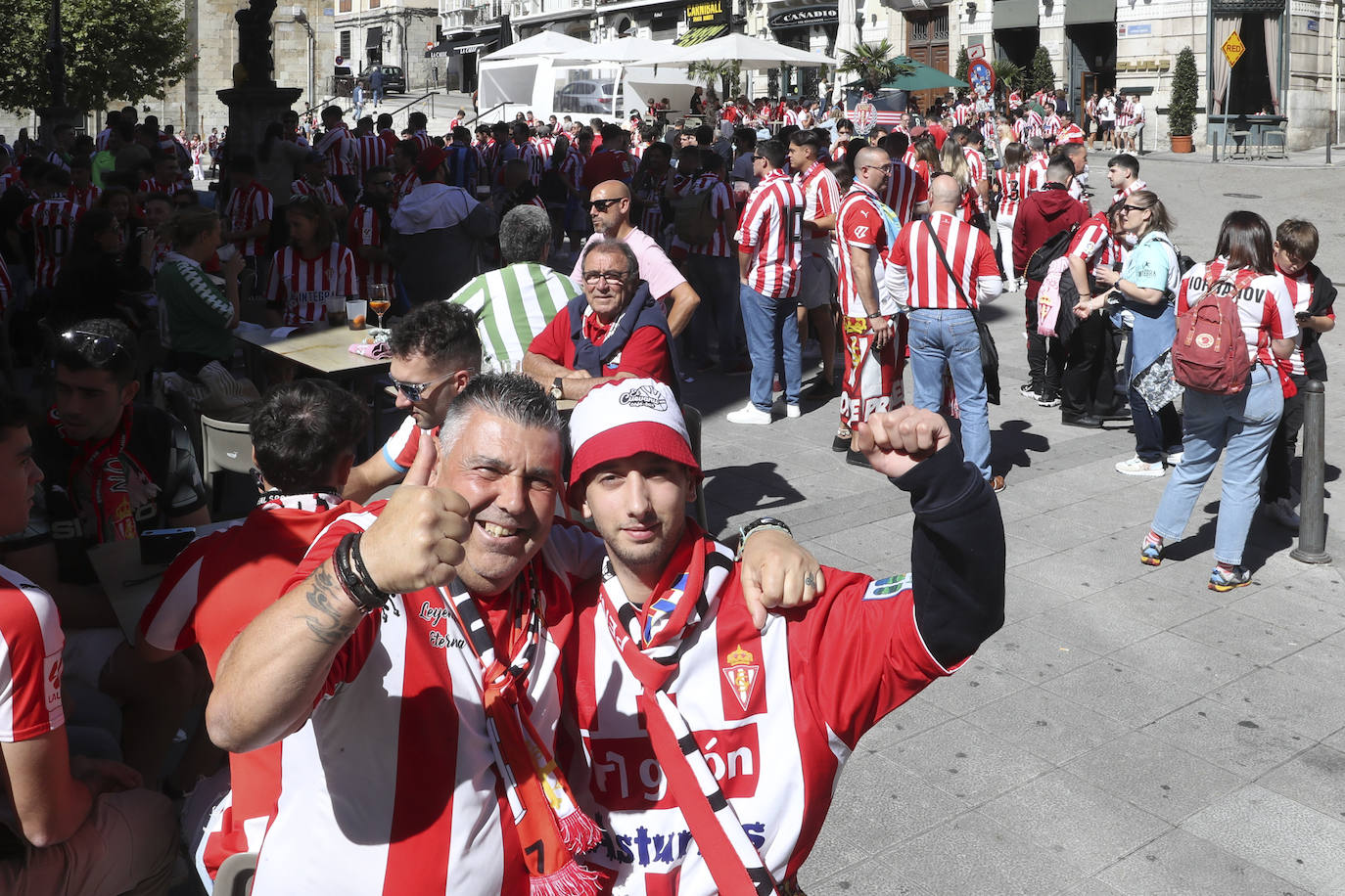 Ambientazo en Santander con la avalancha de sportinguistas