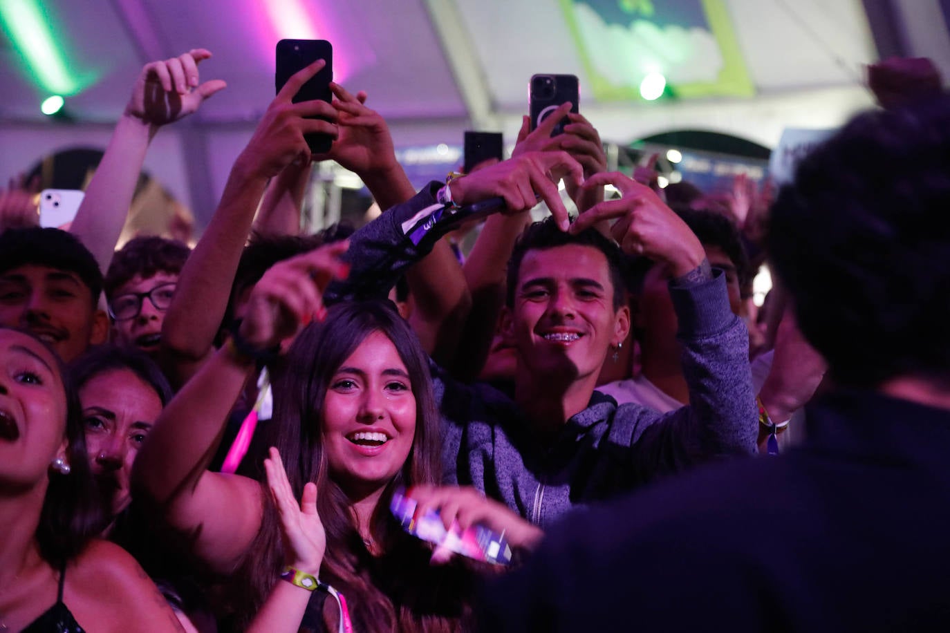 Mike Towers enciende La Ería